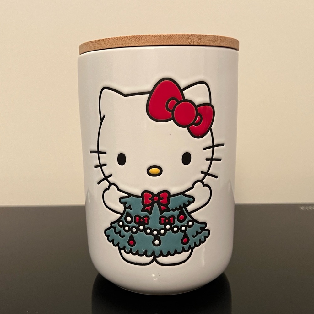 Hello Kitty Ceramic Jar with Lid